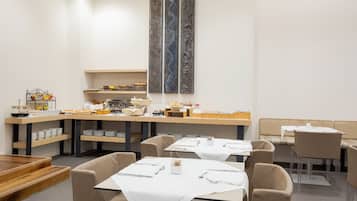 Daily buffet breakfast (EUR 13 per person)