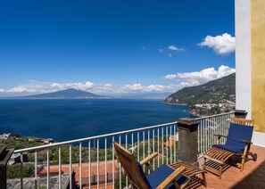 Deluxe Double Room, Sea View | Beach/ocean view - Torre Barbara (Vico Equense)