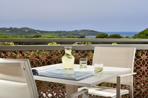Lunch, dinner served; Italian cuisine, sea views  - Golf Hotel Punta Ala (Castiglione della Pescaia)