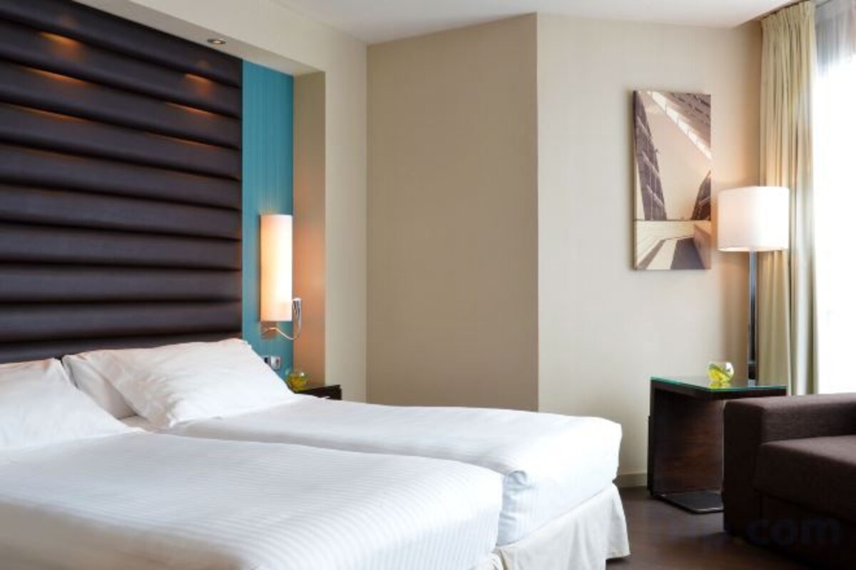 Minibar, in-room safe, desk, blackout drapes