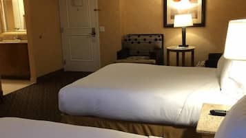 1 Bedroom 2 Queen Suite | Premium bedding, in-room safe, desk, blackout drapes