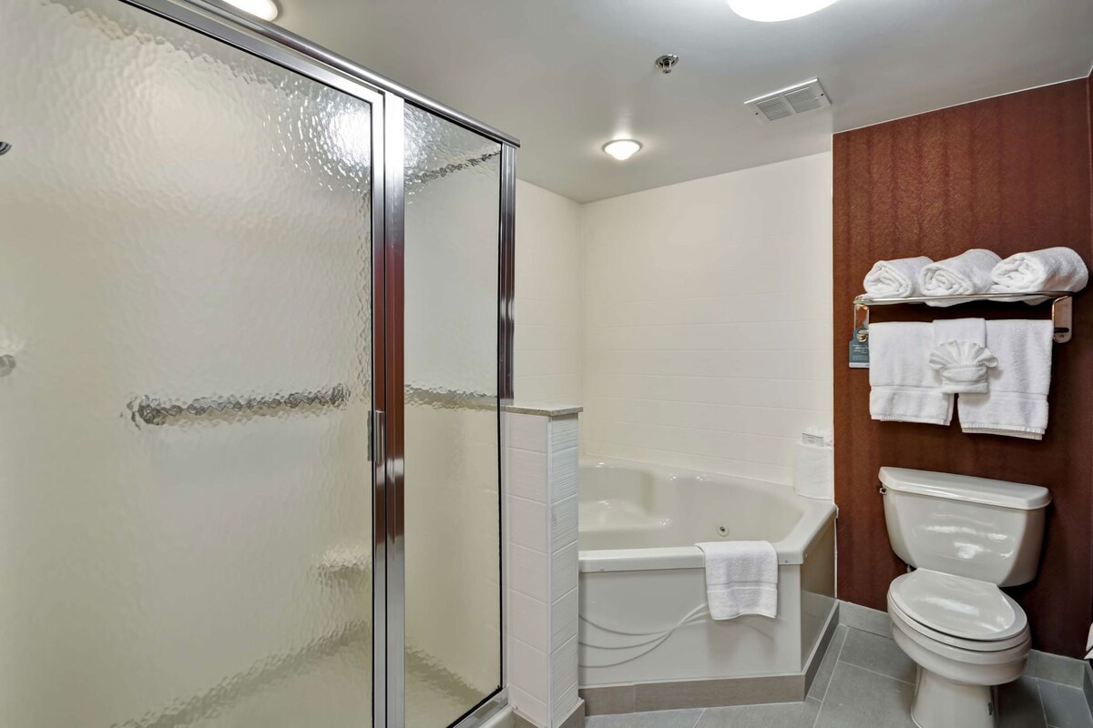 Baño | Amenidades de baño gratuitas, secadora de cabello, toallas, jabón