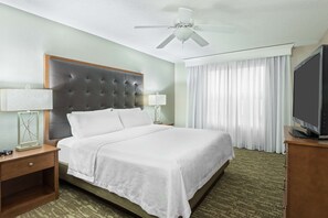 Premium bedding, in-room safe, desk, iron/ironing board - Homewood Suites by Hilton Holyoke-Springfield/North (Holyoke)