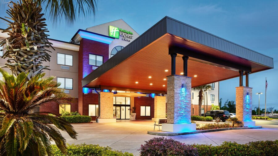 Holiday Inn Express Hotel & Suites Panama City-Tyndall by IHG