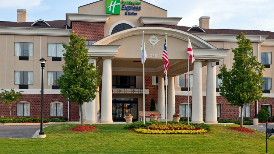 Holiday Inn Express Hotel & Suites Pell City by IHG