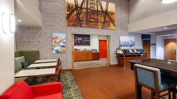 Desayuno buffet incluido todos los días