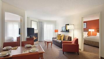 Suite, 2 Bedrooms, Balcony