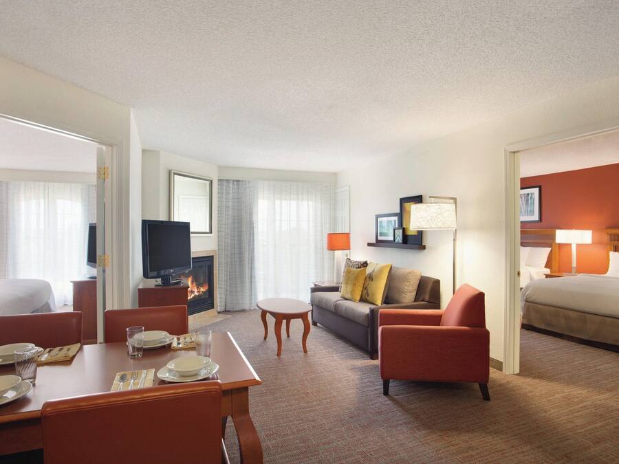 Suite, 2 Bedrooms, Balcony | Premium bedding, desk, blackout drapes, iron/ironing board