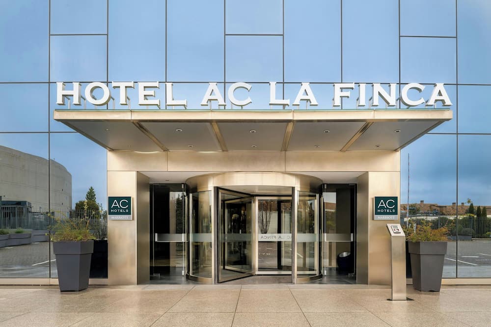 AC Hotel La Finca by Marriott