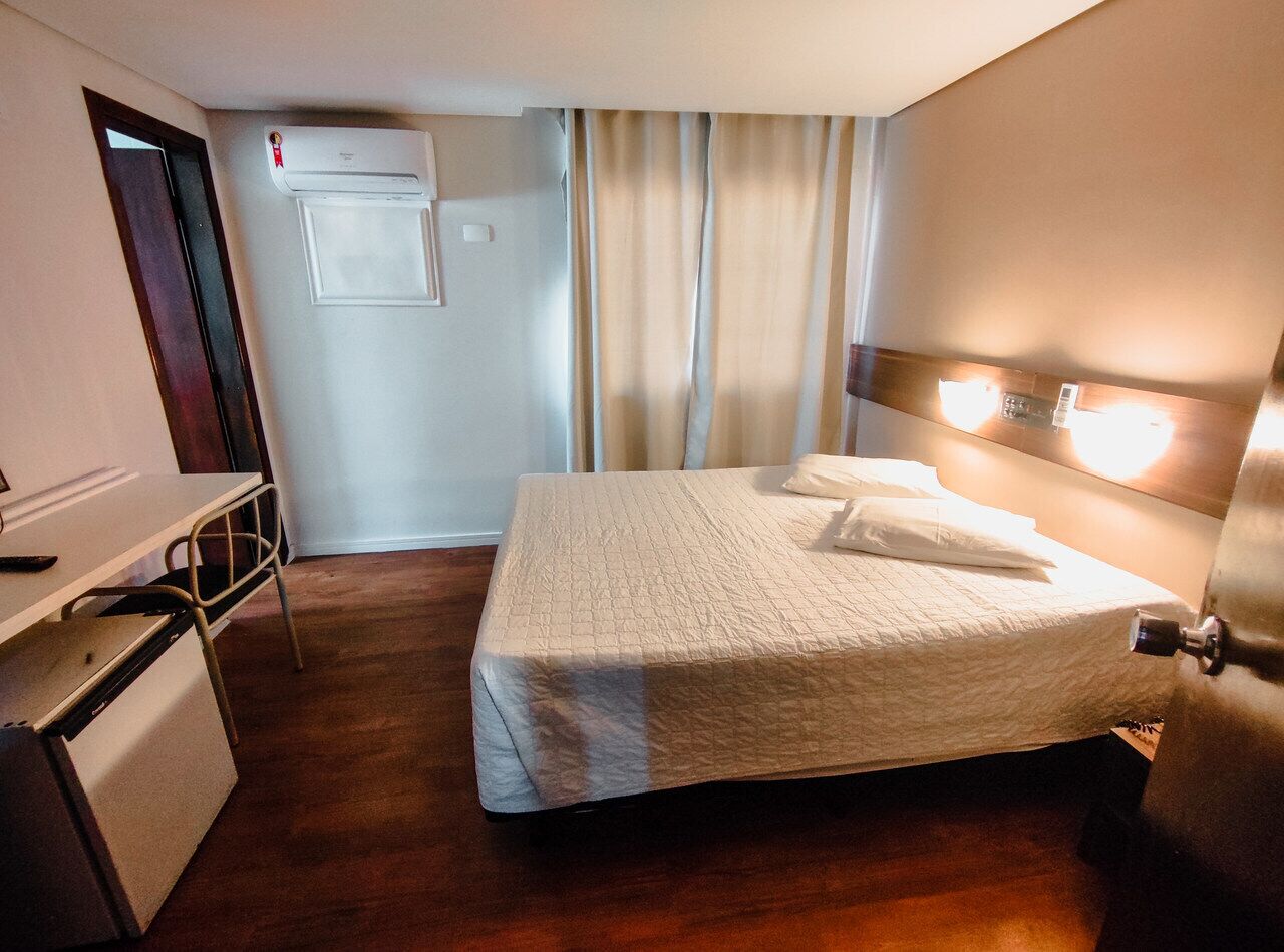 Photo - Granville Hotel