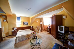 Minibar, in-room safe, desk, rollaway beds