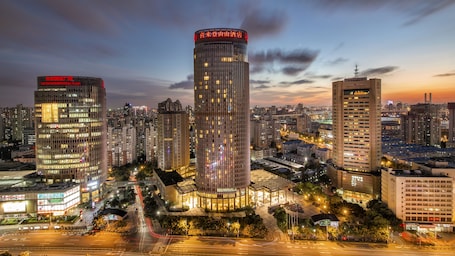 外观. 上海浦东福朋喜来登由由酒店