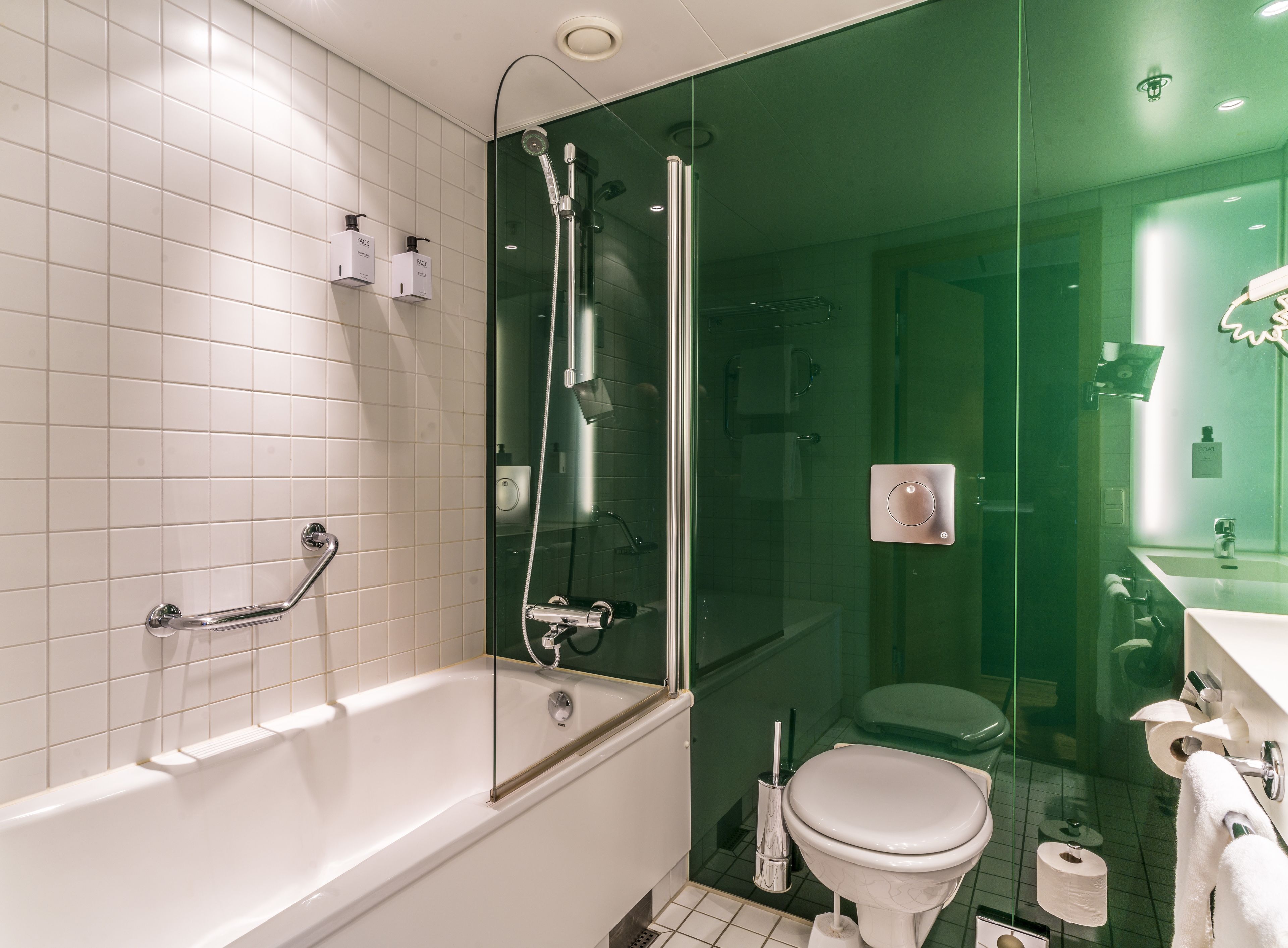Photo - Scandic Talk Hotel