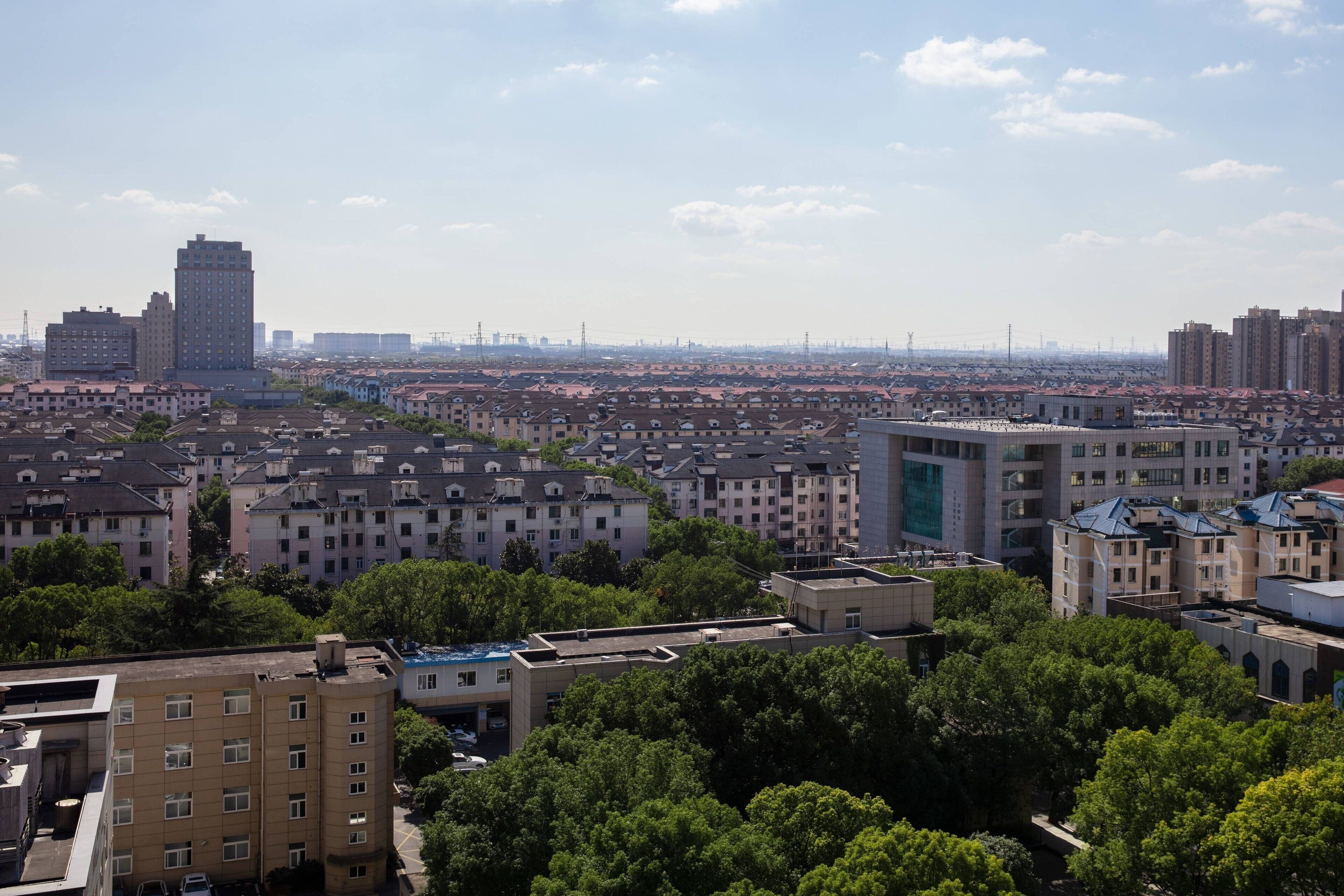 desk, iron/ironing board, free cots/infant beds, rollaway beds