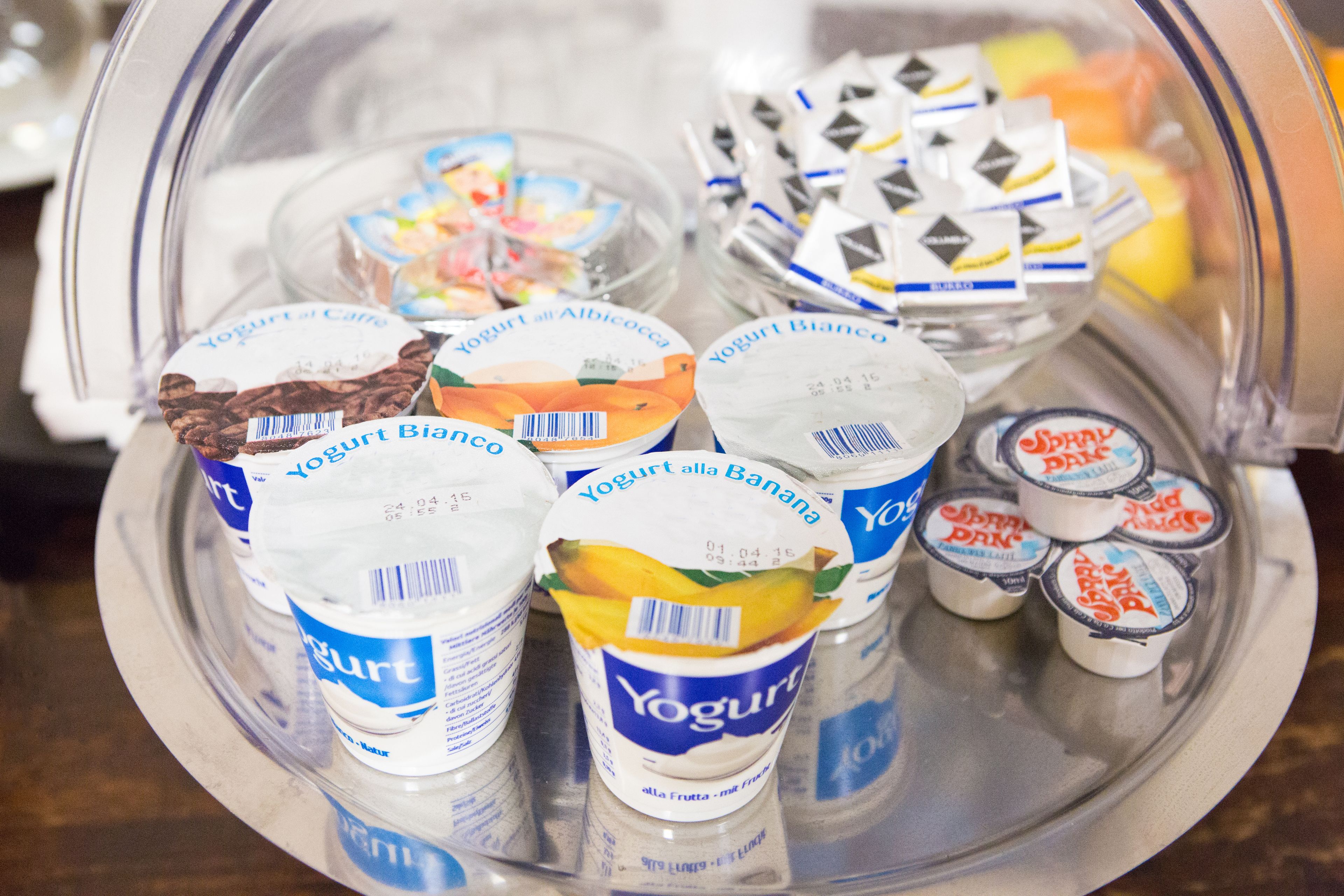 Daily buffet breakfast for a fee