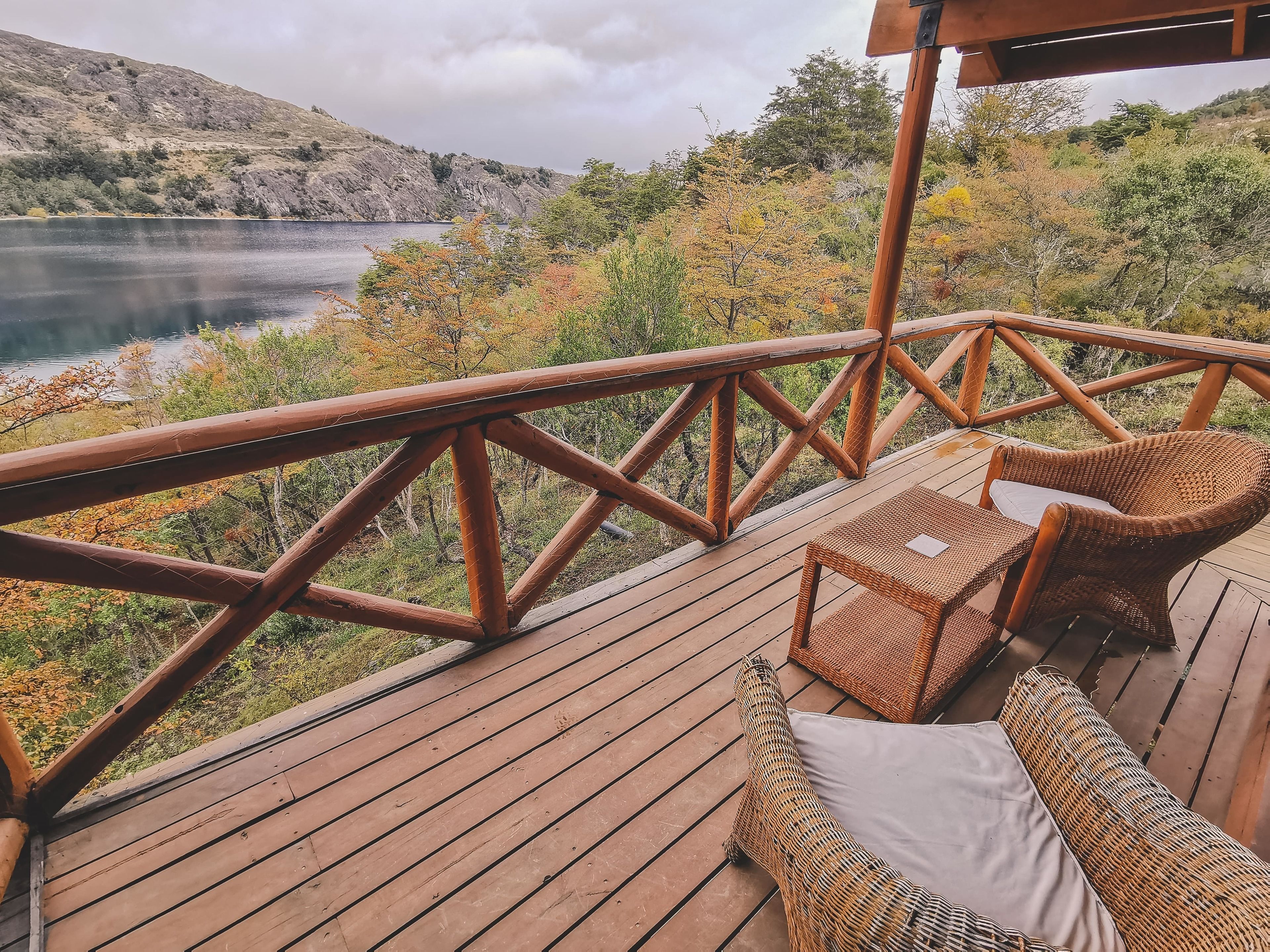 Design Room | 高档床上用品、羽绒被、笔记本电脑工作区、床单