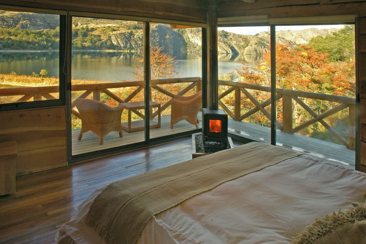 design room | 1 bedroom, premium bedding, down duvets, laptop workspace