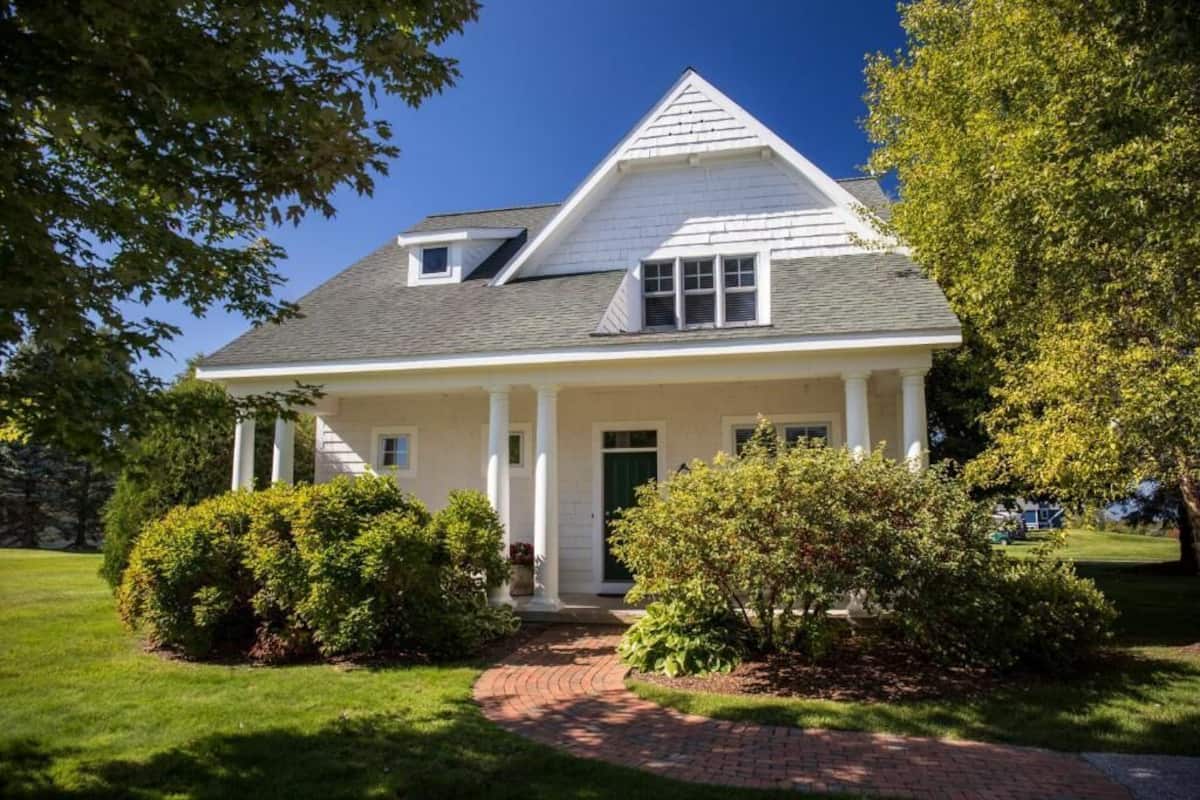 Cottage, 3 Bedrooms (Crooked Tree Cottage) | Egyptian cotton sheets, premium bedding, free WiFi, bed sheets