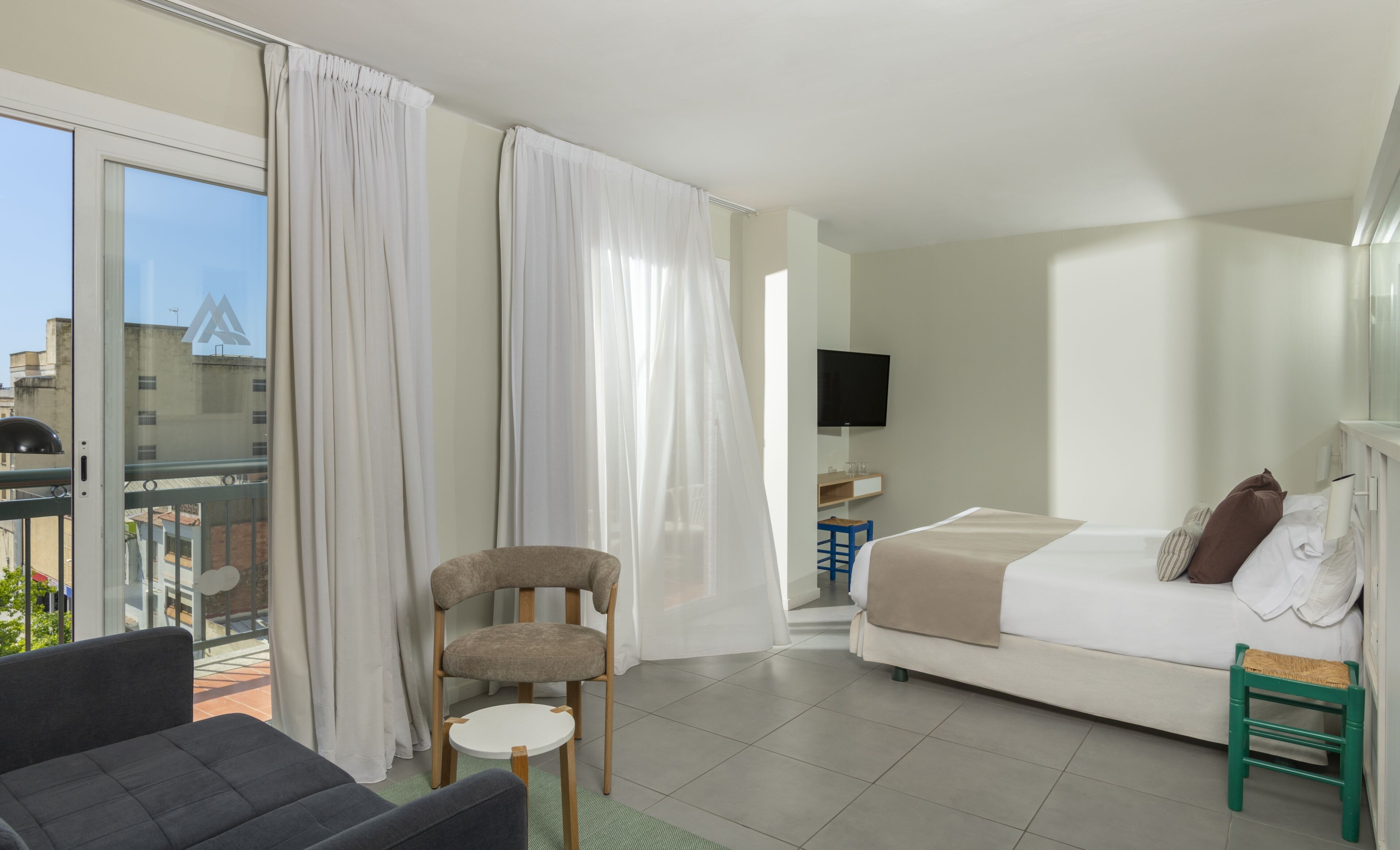 Suite Junior (Premium) | Minibar, brankas, tirai kedap cahaya, dan Wi-Fi gratis