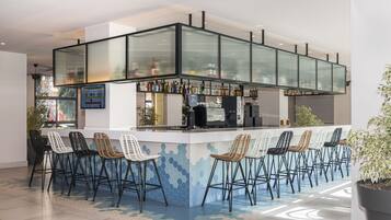 Bar (in der Unterkunft)