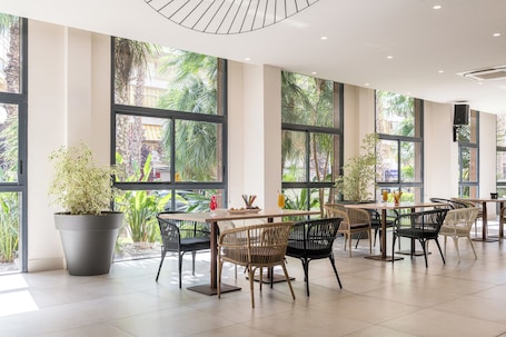 Bar (on property). Eurosalou Hotel & Spa