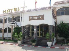 Entrada al alojamiento