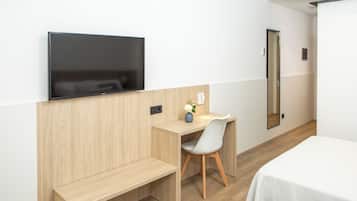 Minibar, in-room safe, desk, free WiFi