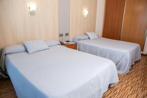 스탠다드룸 | 미니바, 객실 내 금고, 책상, 무료 WiFi