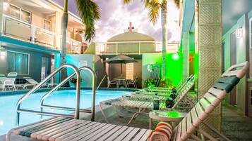 Outdoor pool, sun loungers