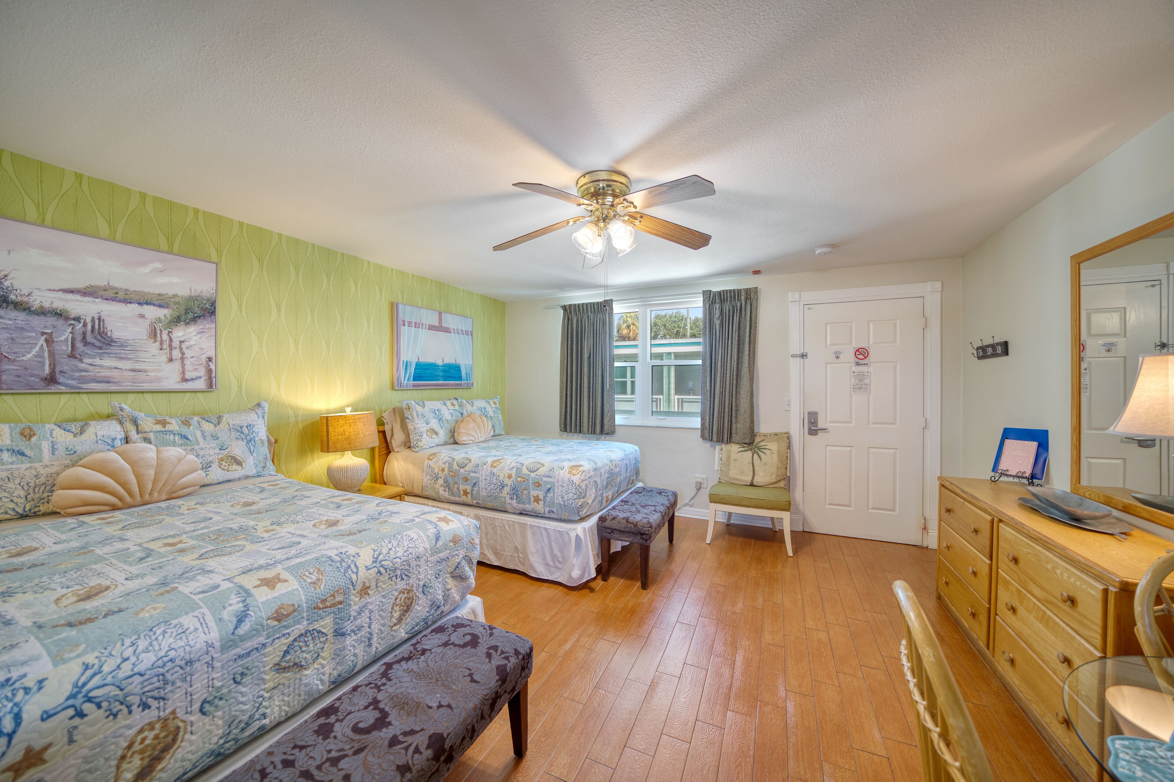condo, 2 queen beds | individually decorated, individually furnished, iron/ironing board