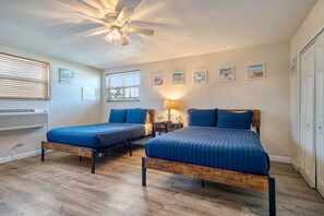 Condo, 2 Queen Beds | Bathroom - Camelot Beach Suites (Clearwater Beach)
