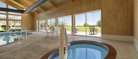 Piscine couverte