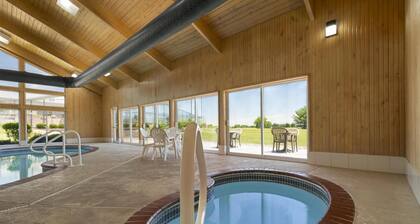Crown Pointe Lodge, BW Signature Collection