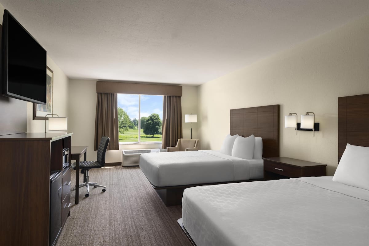 Standard Room, 2 Queen Beds, Refrigerator & Microwave, Golf View | Desk, blackout drapes, iron/ironing board, rollaway beds (surcharge)