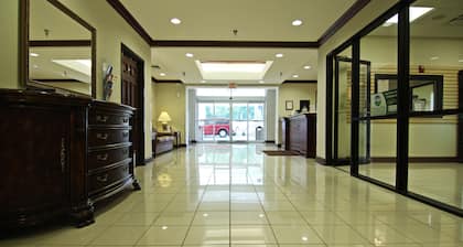 Crown Pointe Lodge, BW Signature Collection