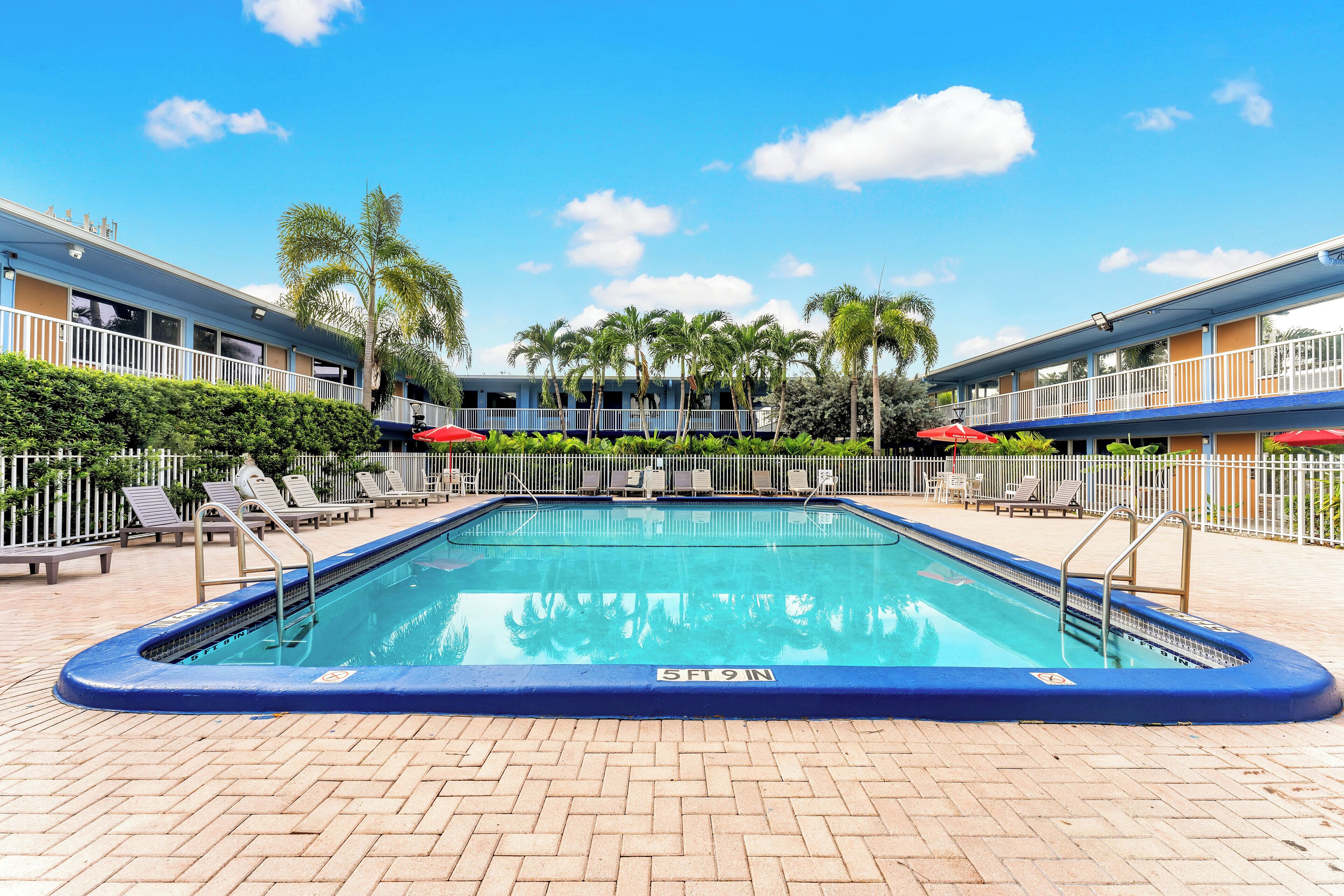 Photo - Rodeway Inn & Suites Fort Lauderdale Airport & Cruise Port