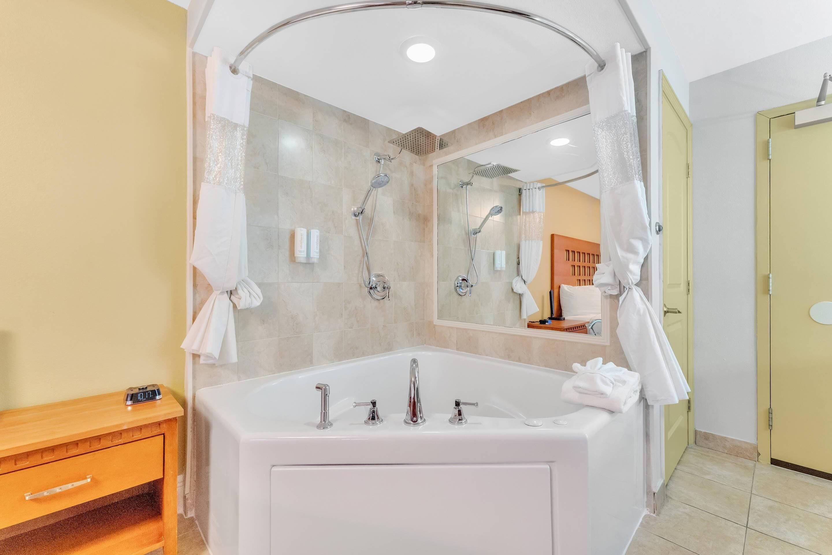 Photo - Rodeway Inn & Suites Fort Lauderdale Airport & Cruise Port