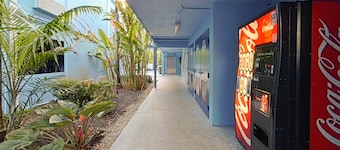 Rodeway Inn & Suites Fort Lauderdale Airport & Cruise Port