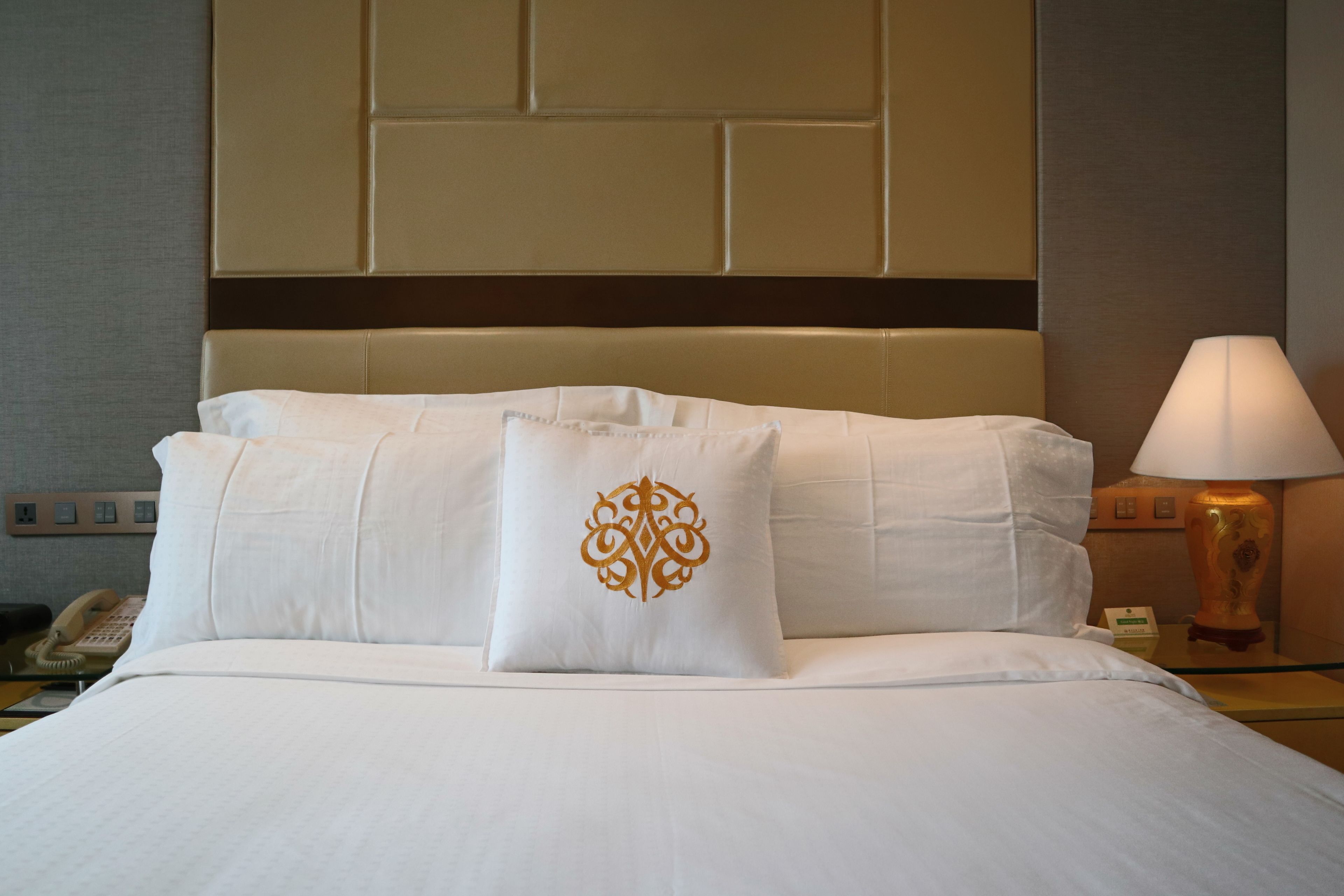 superior double room, garden view | minibar, in-room safe, desk, iron/ironing board