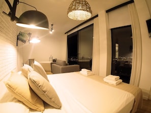 Junior Suite, 1 Bedroom, City View | In-room safe, desk, free WiFi, bed sheets - El Balcón de Nieves (La Zubia)