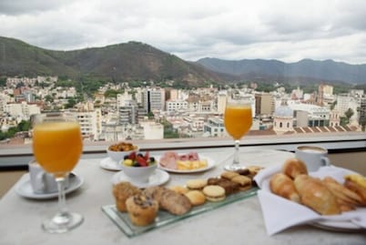 Alejandro I Hotel