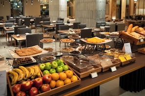 American cuisine - Hotel Alejandro I, Affiliated by Meliá (Salta)