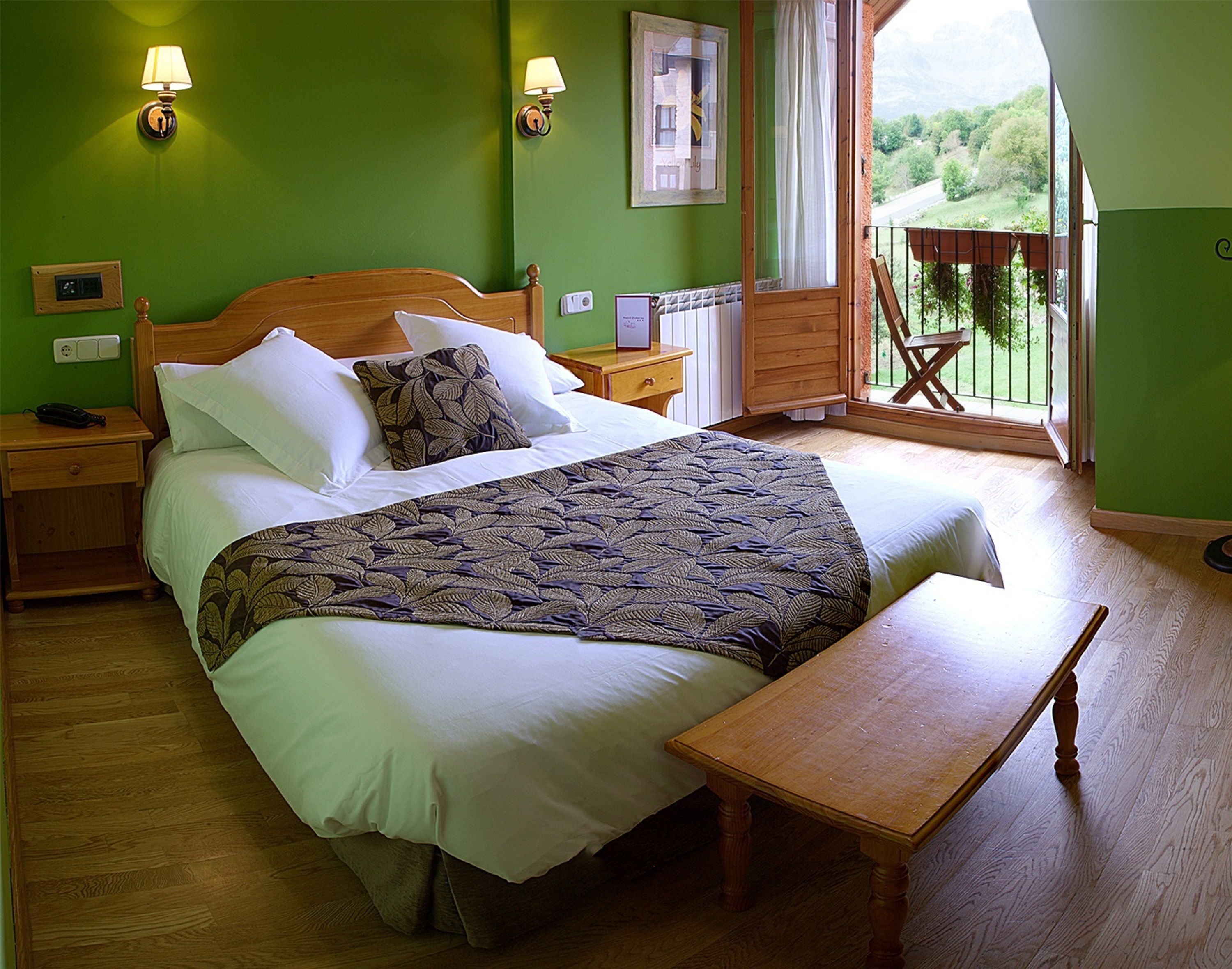 ダブルまたはツインルーム | ミニバー、セーフティボックス (室内)、WiFi (無料)、ベッドシーツ