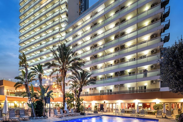 Fasade – kveld/natt