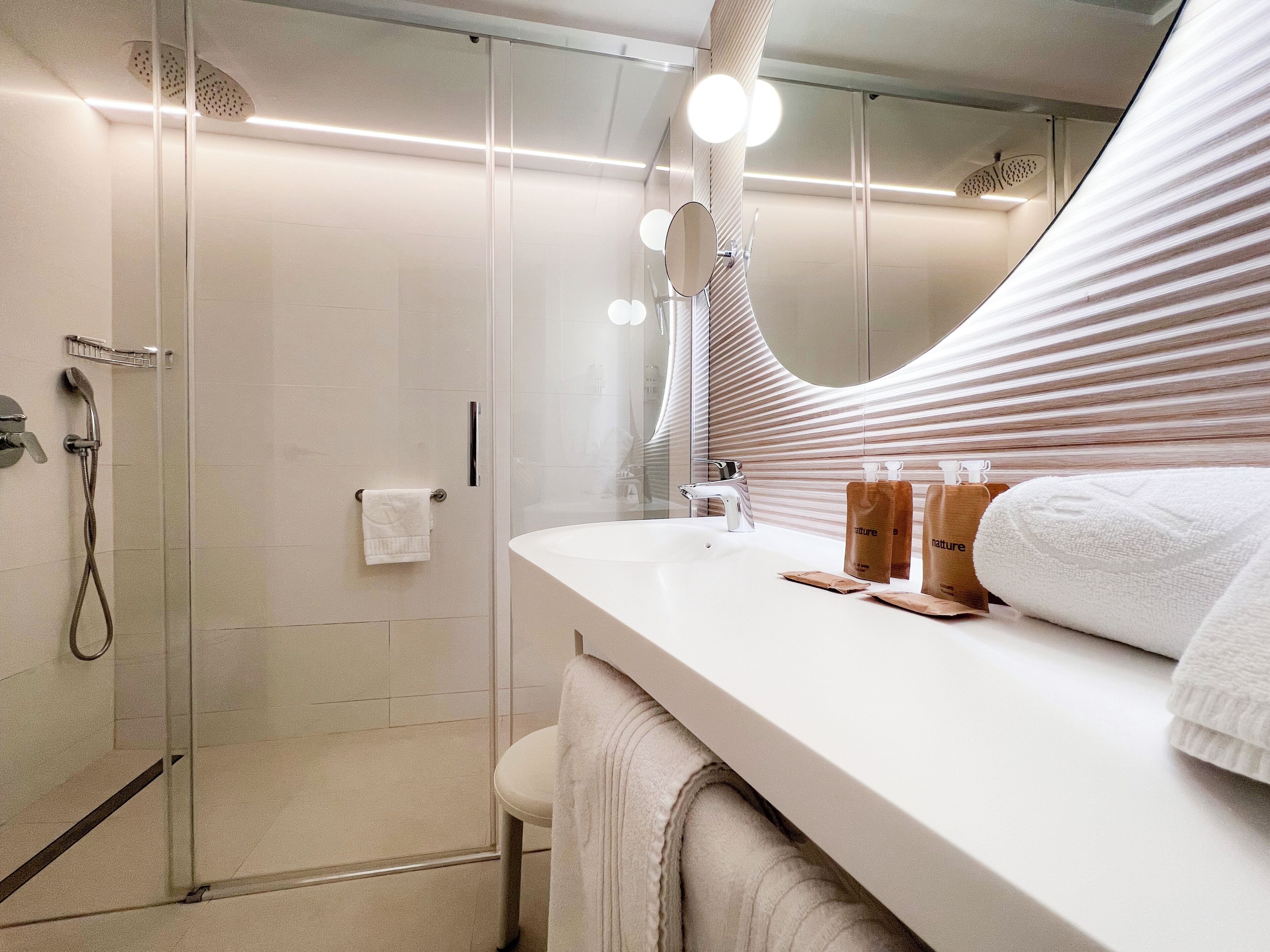 Photo - Ambassador Playa I