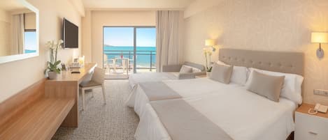 Minibar, skrivbord, strykjärn/strykbräda och gratis wi-fi