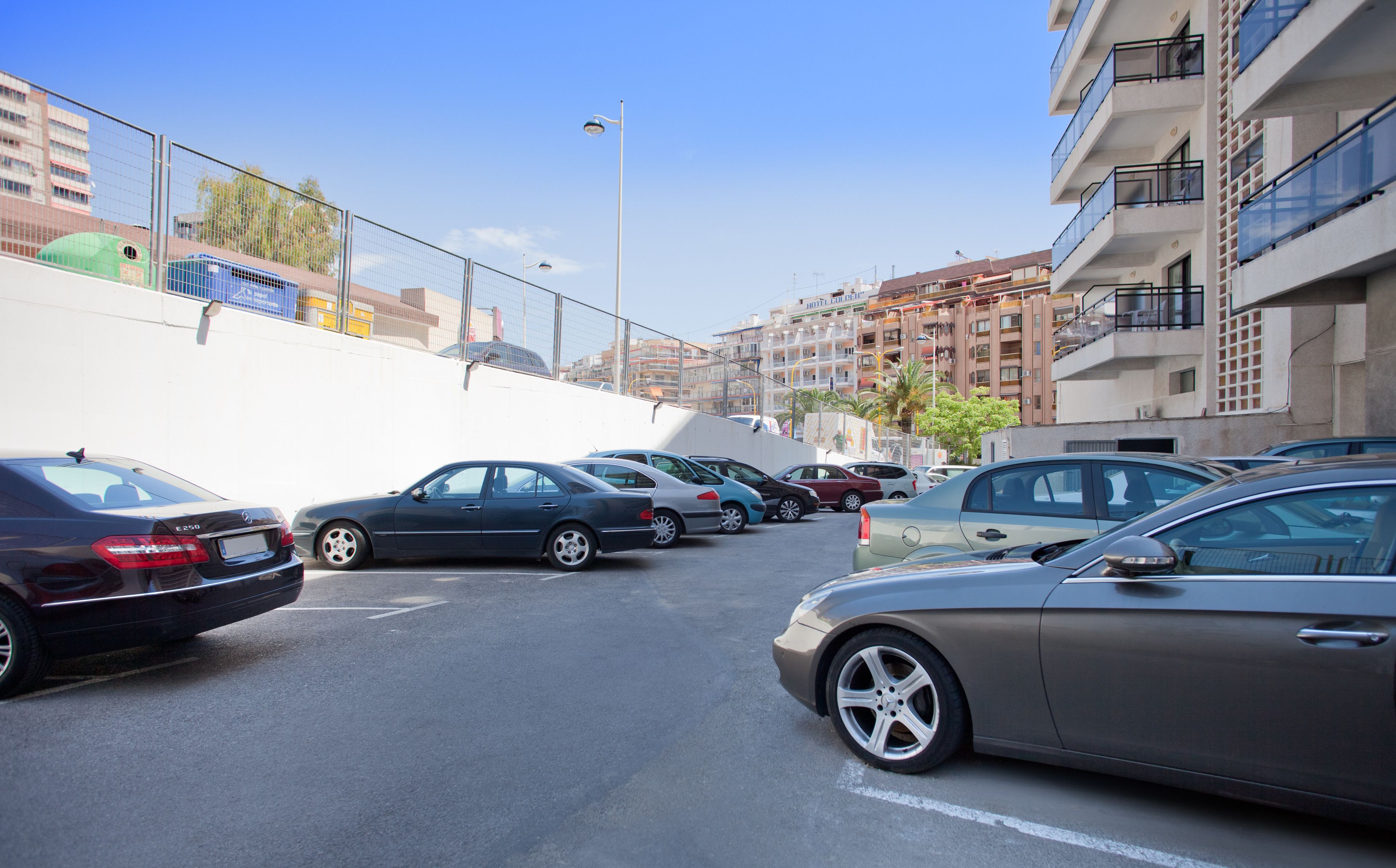 self-parking (surcharge) 11 per day