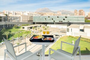 In-room safe, desk, blackout curtains, free WiFi