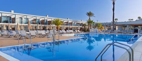 Outdoor pool, pool umbrellas, pool loungers