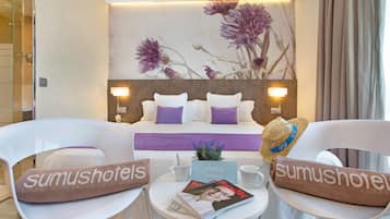 Exclusive Room, Sea View | Desk, soundproofing, iron/ironing board, free WiFi